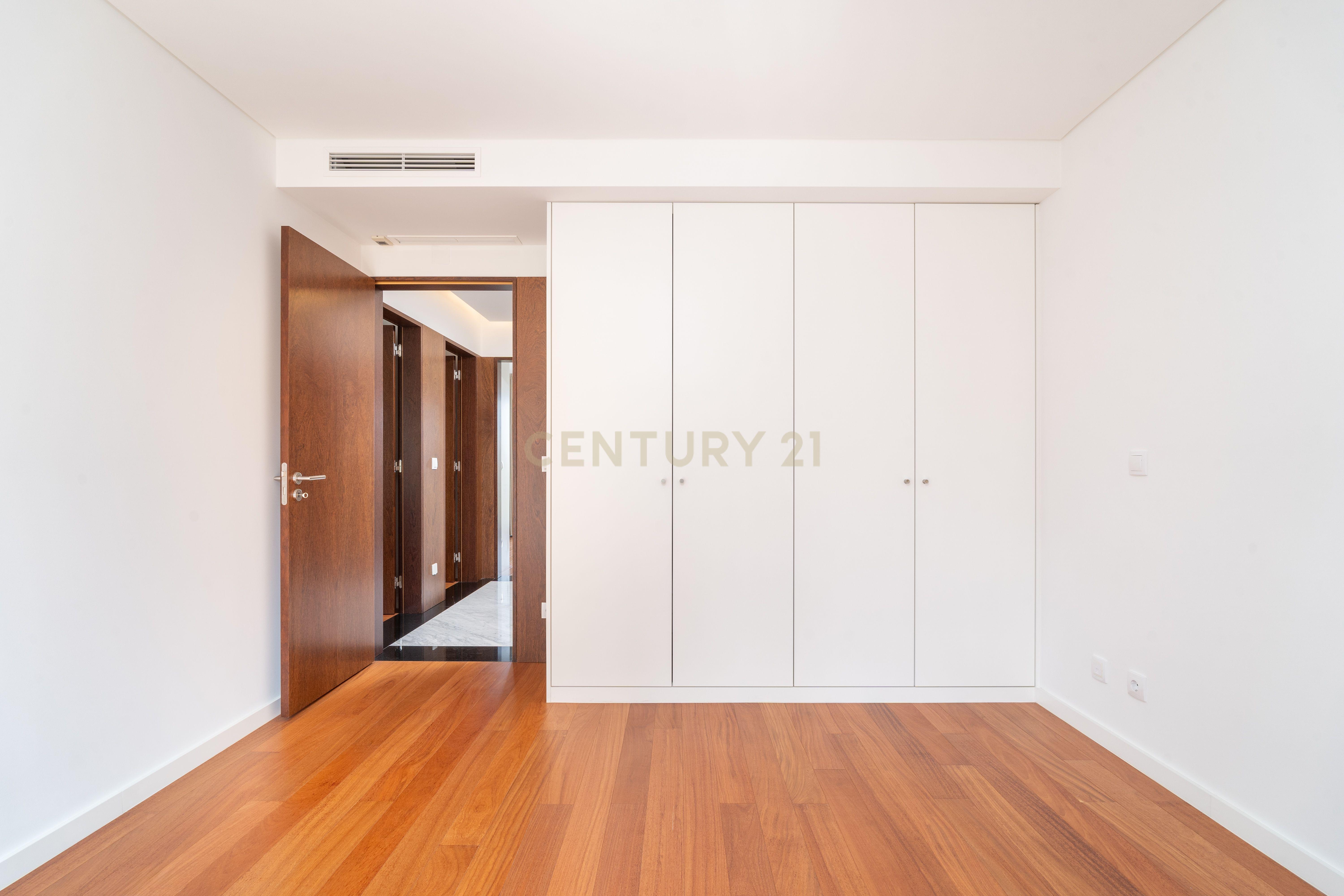 Requintada Penthouse T6 em Celas - Coimbra - Image 22