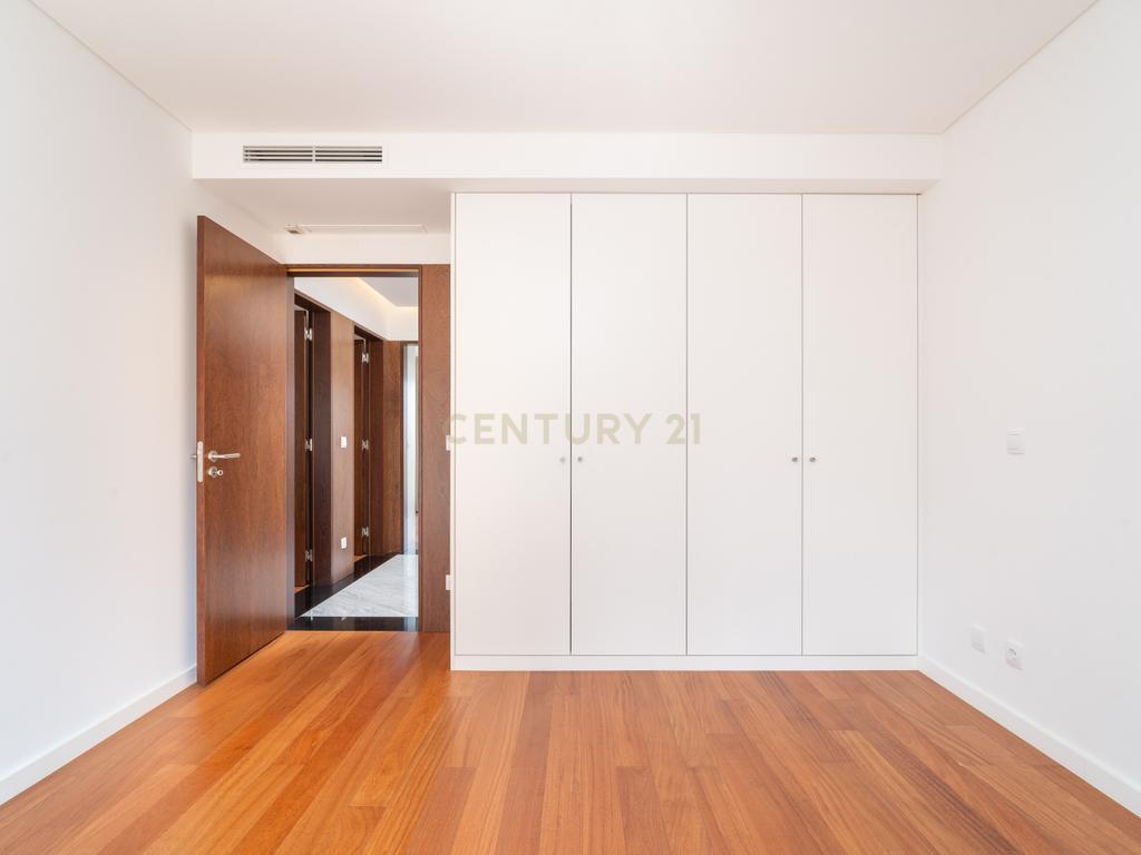 Requintada Penthouse T6 em Celas - Coimbra - Image 22