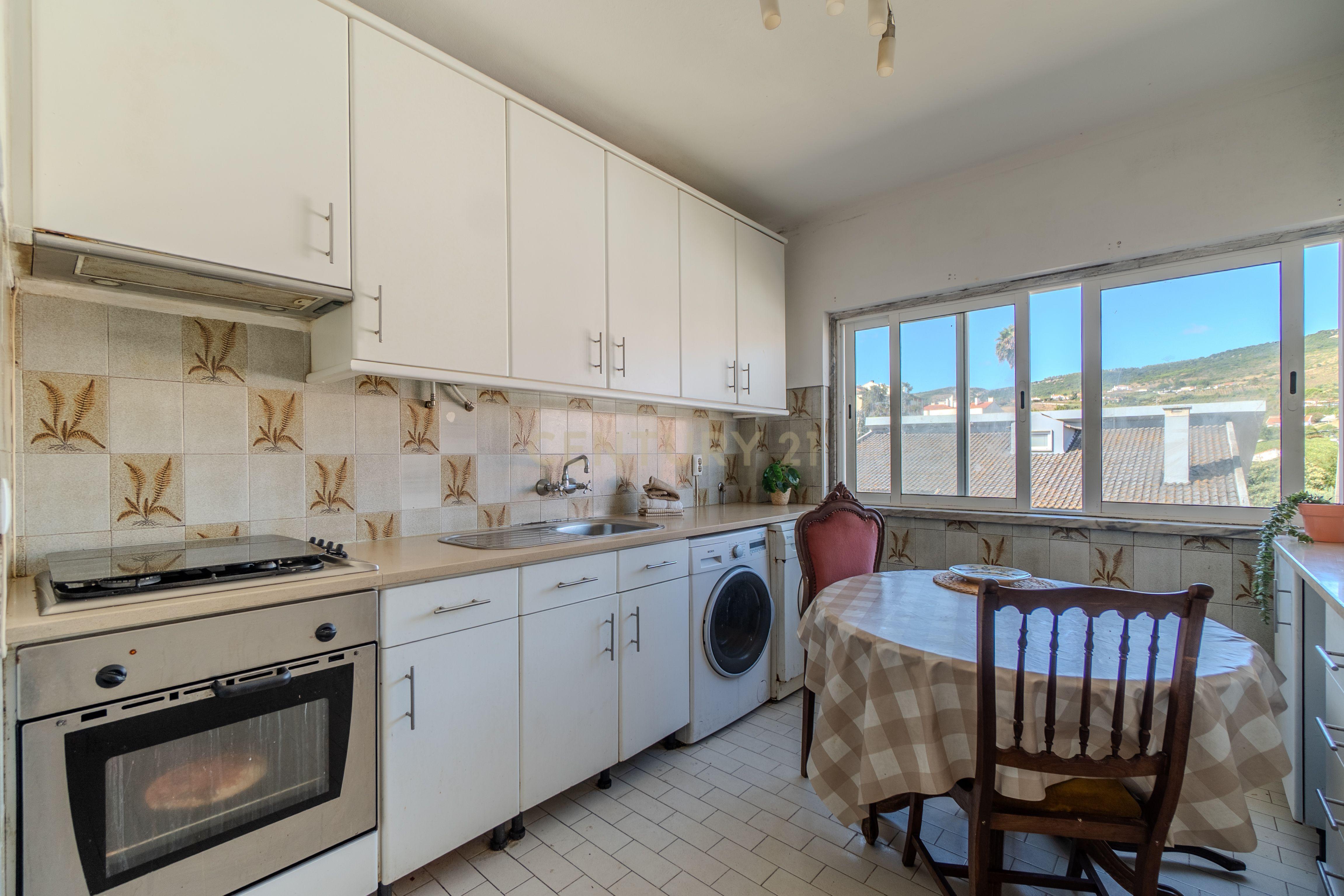Fotografia 3 de Apartamento T2 no centro de Arruda dos Vinhos