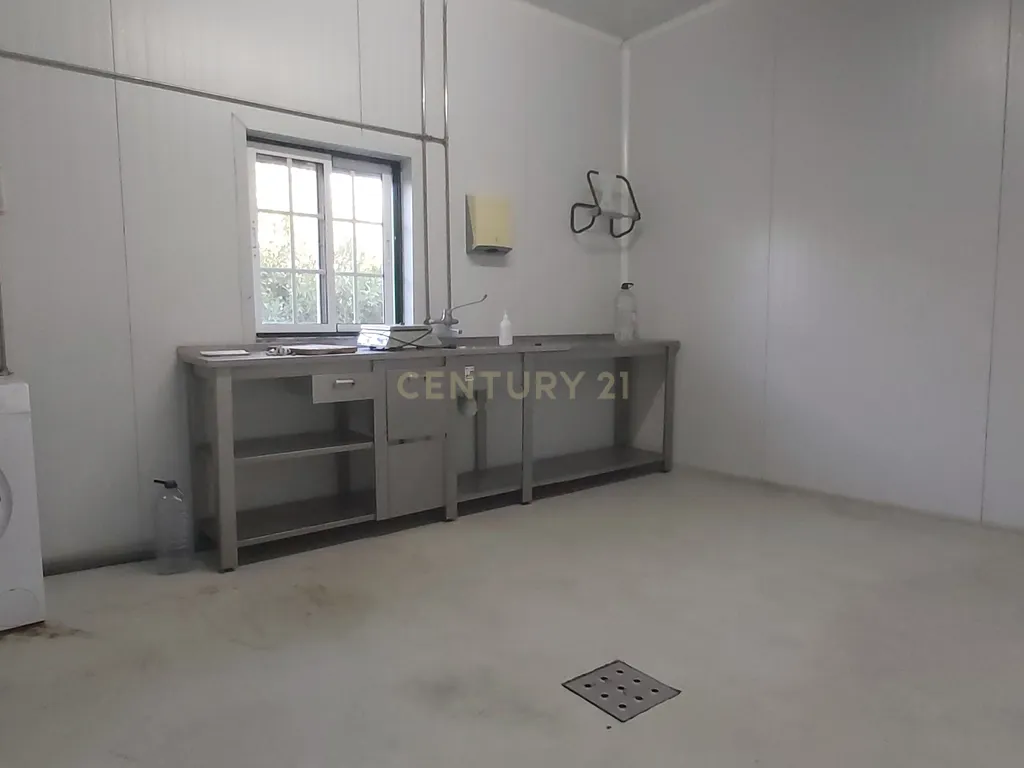 🚀 Expanda o Seu Negócio com Este Pavilhão Pronto a Produzir** Beja, Serpa  - Image 14
