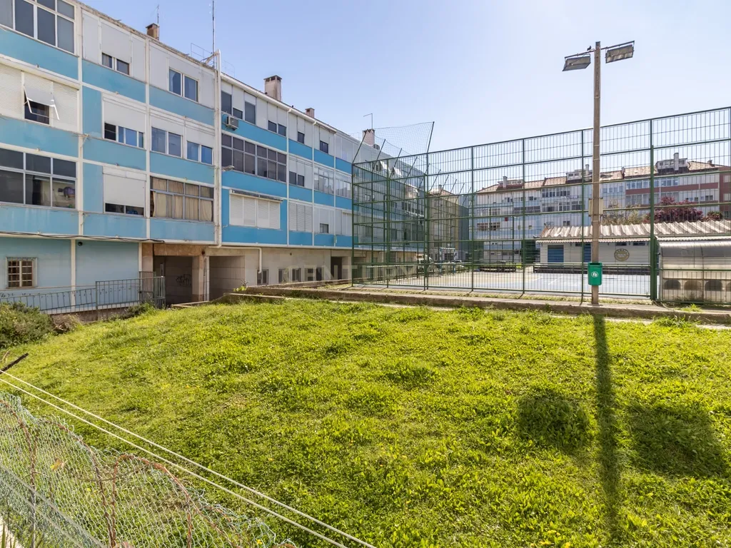 Apartamento t0 para investimento - Image 16