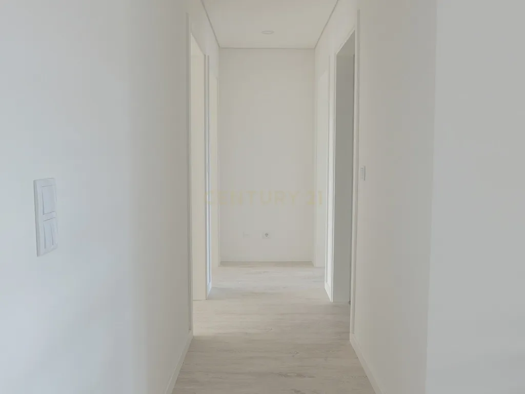 CONDOMINIO QUINTA DA LADEIRA - T2 e T3 COM TERRAÇOS, CHURRASQUEIRA E JARDIM - Image 24