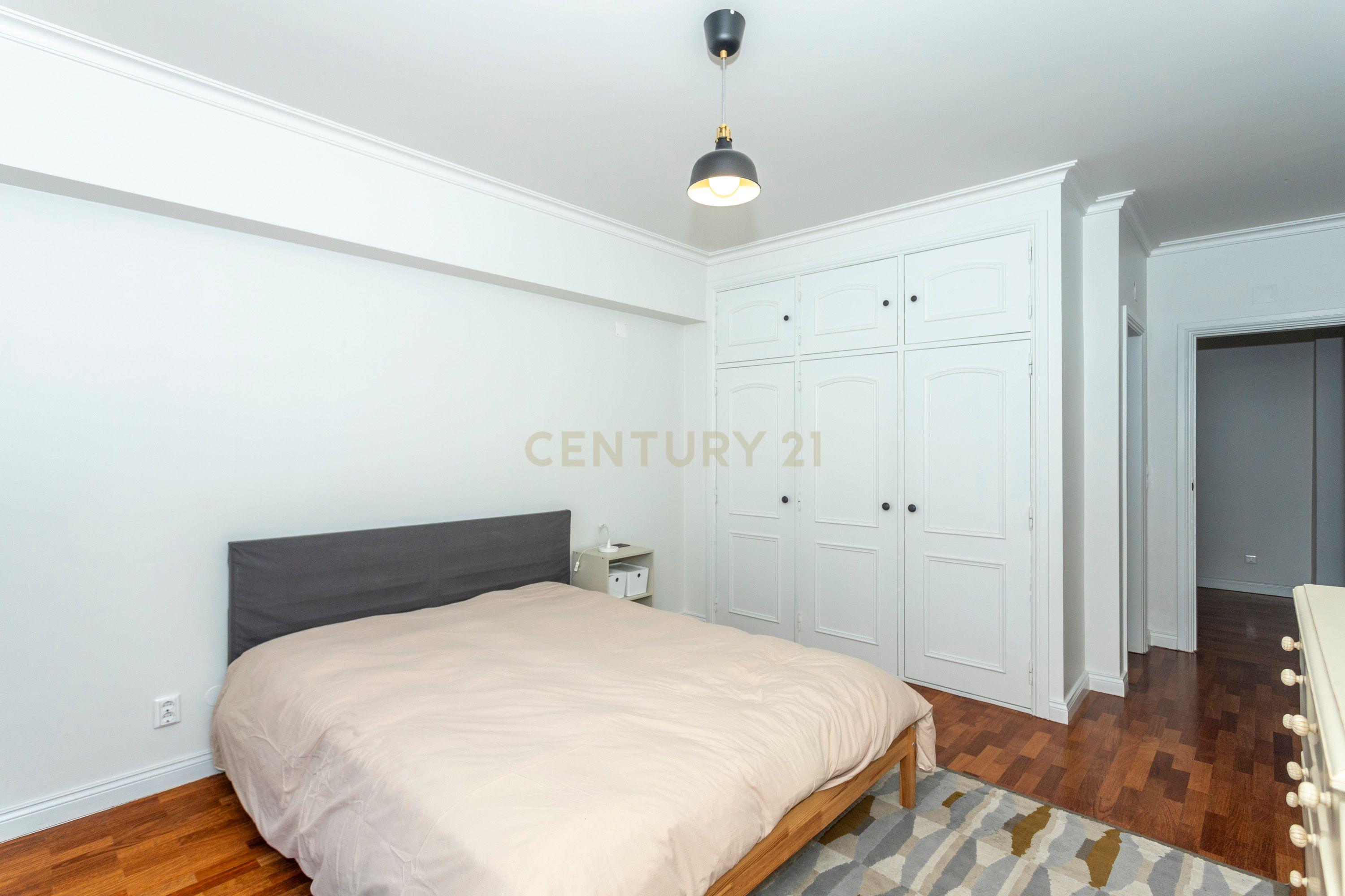 Apartamento T3 c/ Box - Centro de Torres Vedras - Image 24