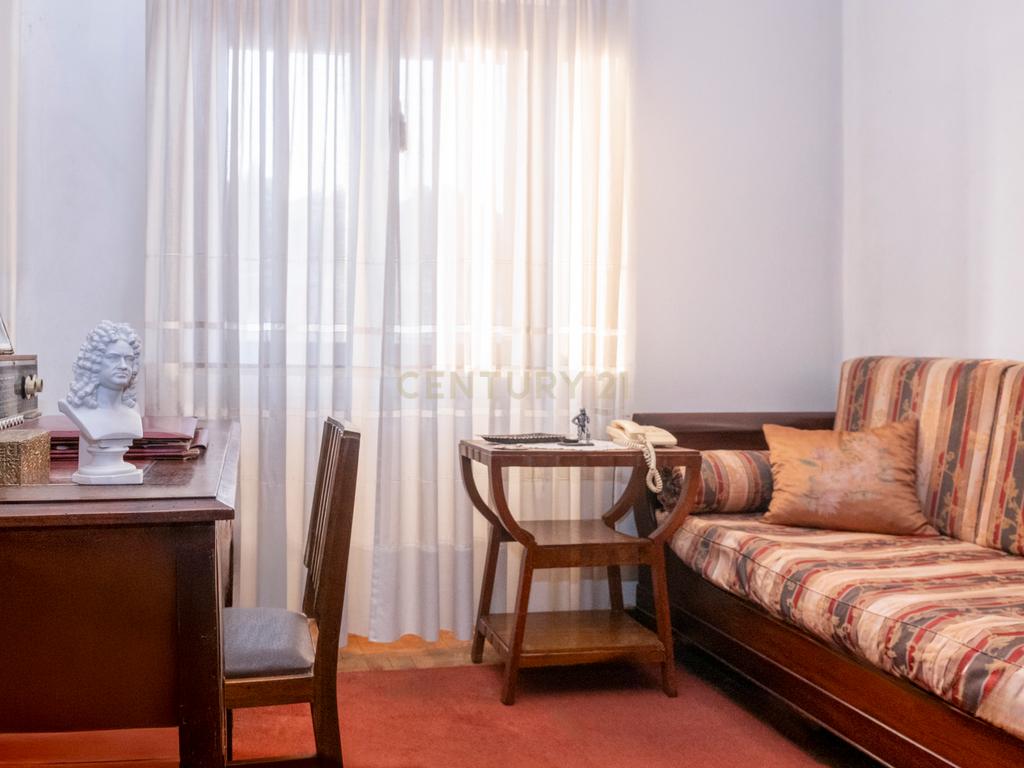Apartamento T4+1 com Vista Panorâmica em Coimbra - Image 11