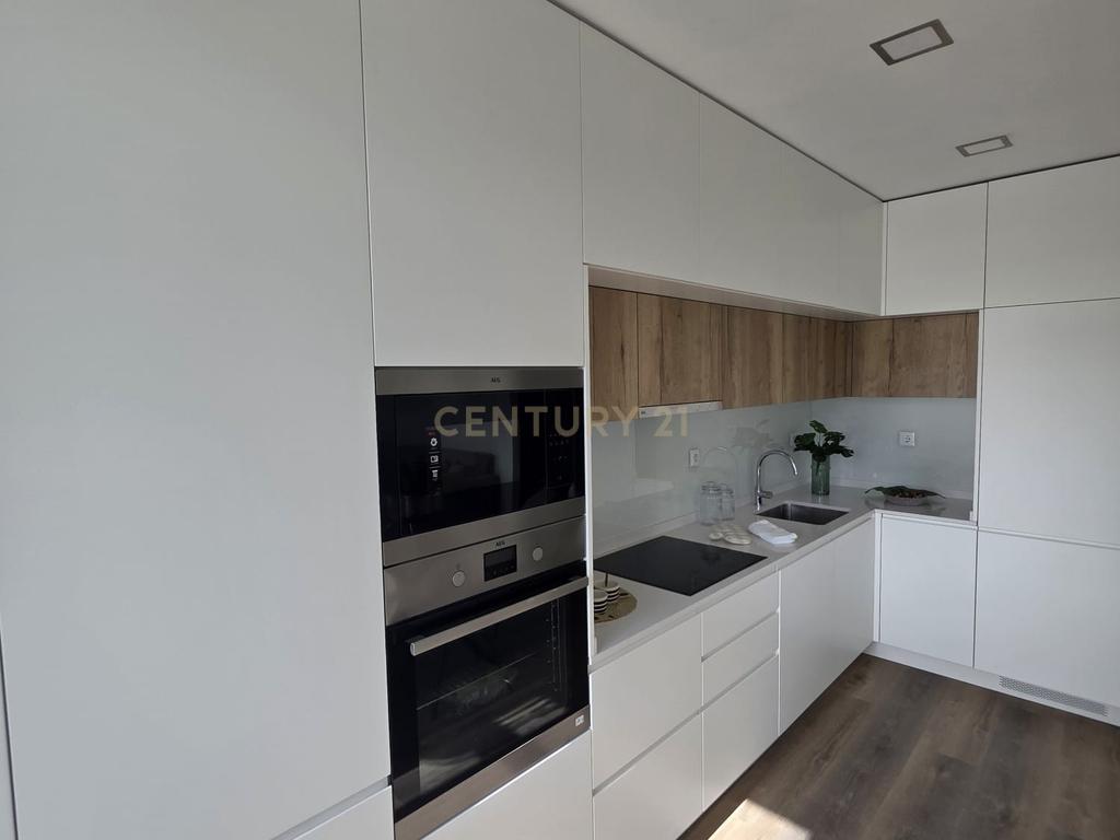 Apartamento T3 Novo em Benfica | varanda aberta | suite | 2 elevadores e 2 Anos de Garantia - Image 15