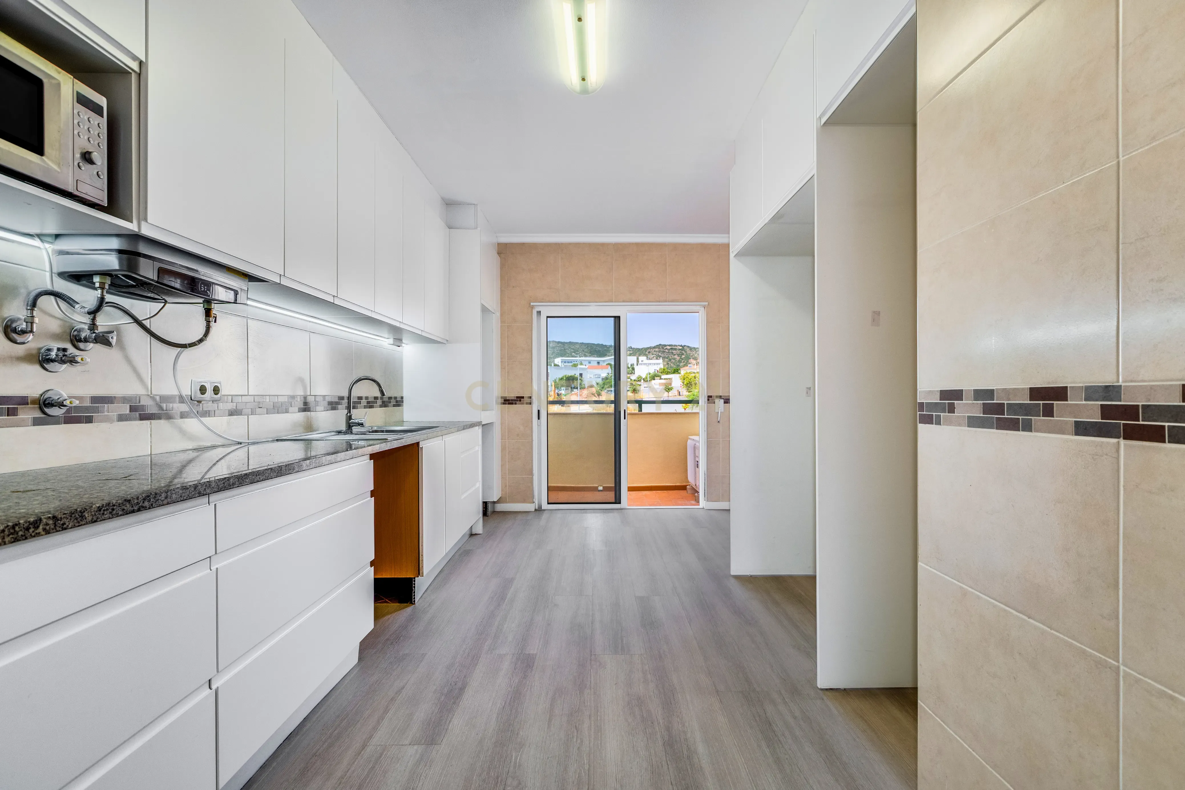 Fotografia 10 de Apartamento Morderno T4 com Vista Mar, Elevador , Garagem e 166 m² em Estoi