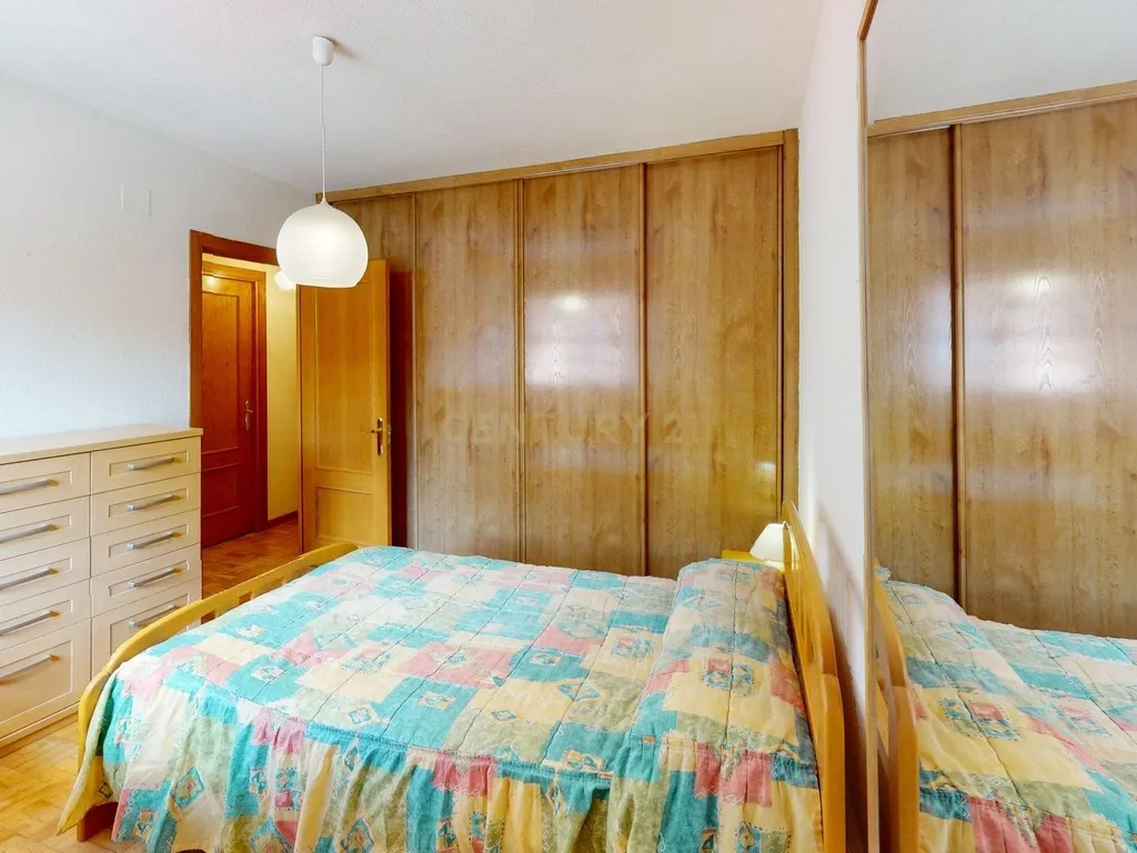 Casa Térrea em Alcalá de Henares, Madrid - 5 Quartos e 3 WC - Image 36