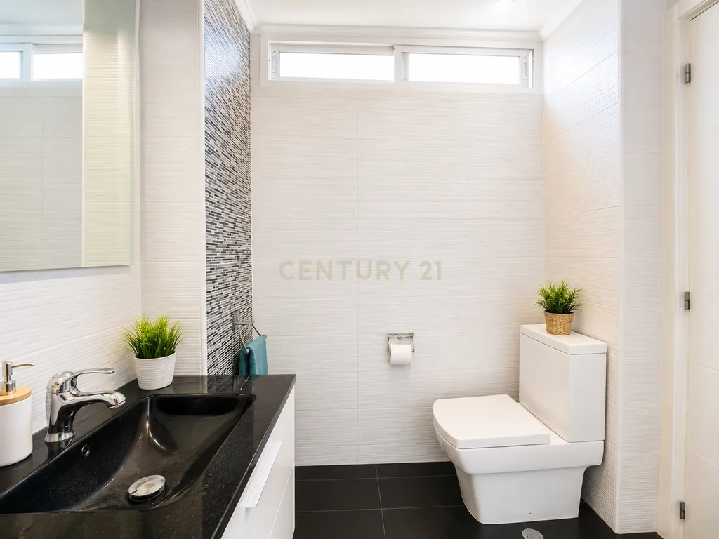 Apartamento de 1 Quarto Perto da Praia - Image 4