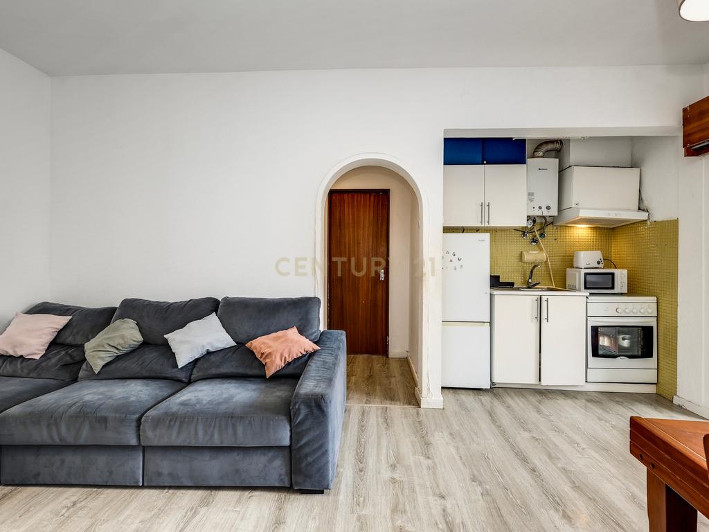 Apartamento T1 em Monte Abraão, Queluz - Oportunidade Única! - Image 12