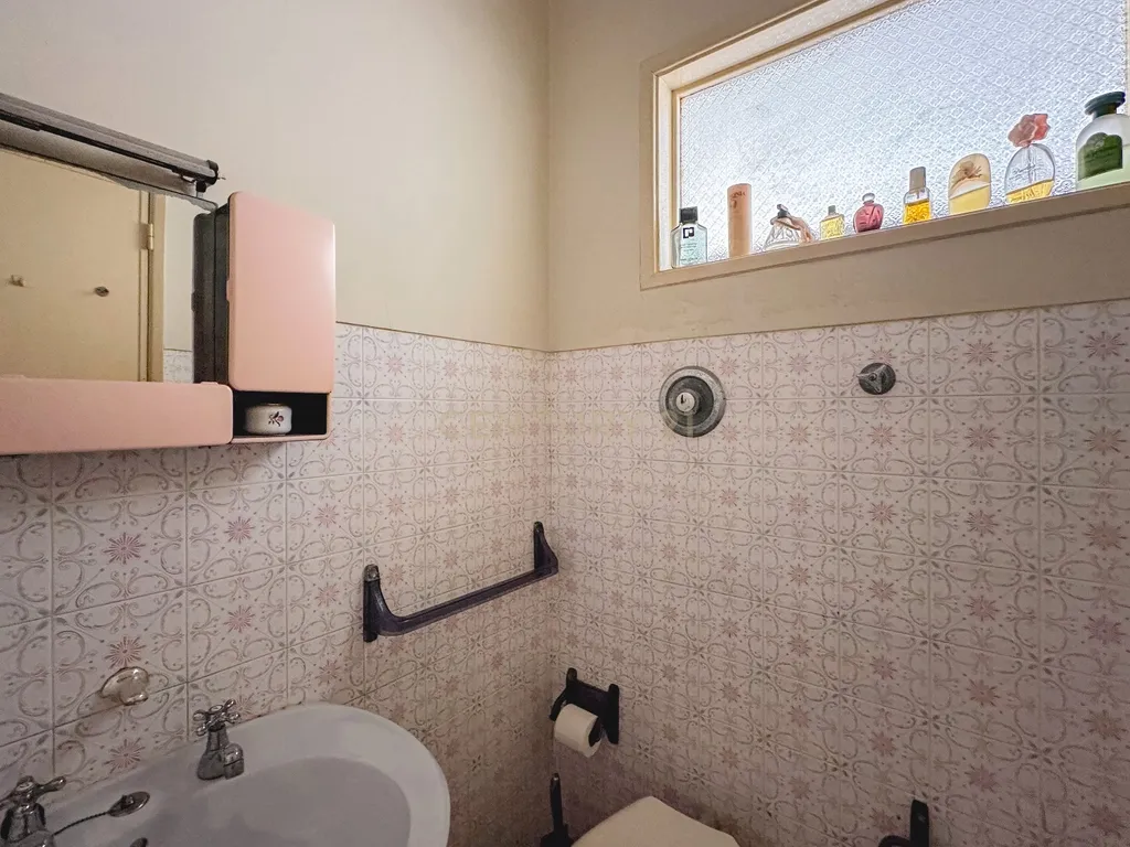 Apartamento na Póvoa de Santo Adrião | Ideal para Habitação Própria ou Investimento - Image 17