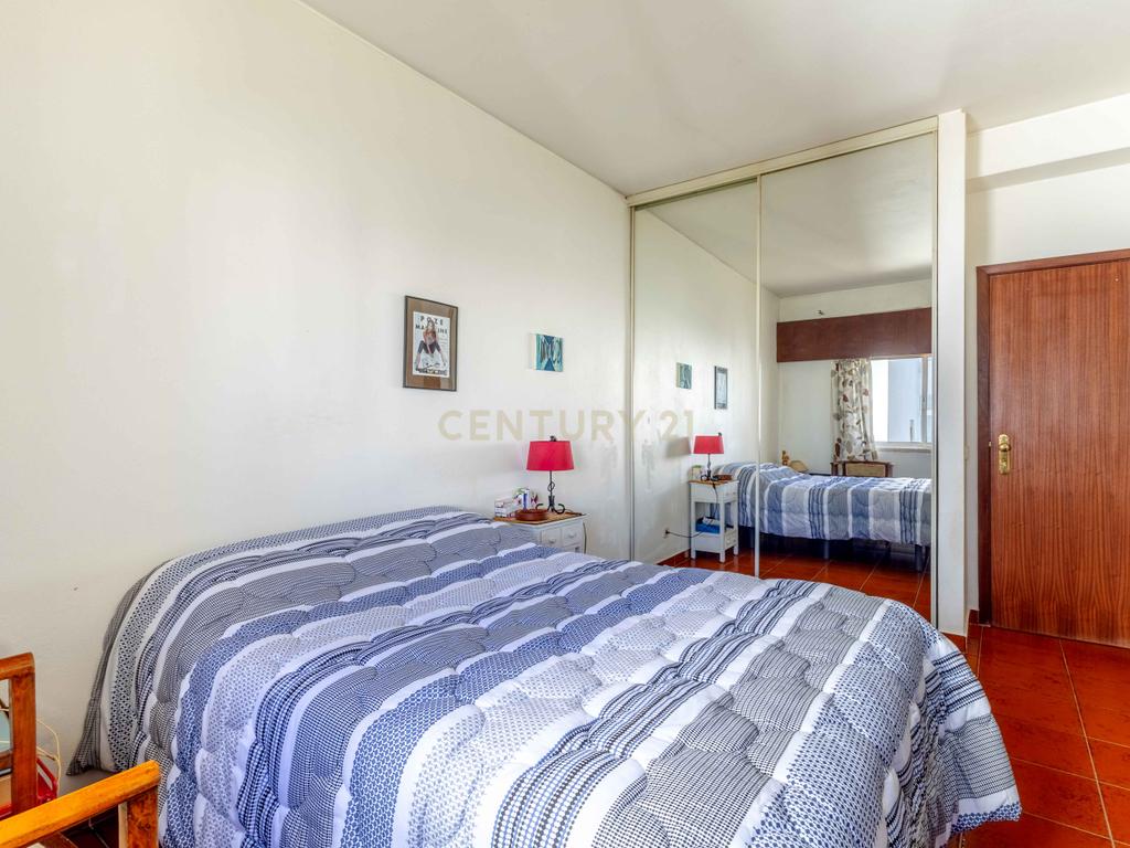 Apartamento T1, Vista Mar, Lagos - Image 7