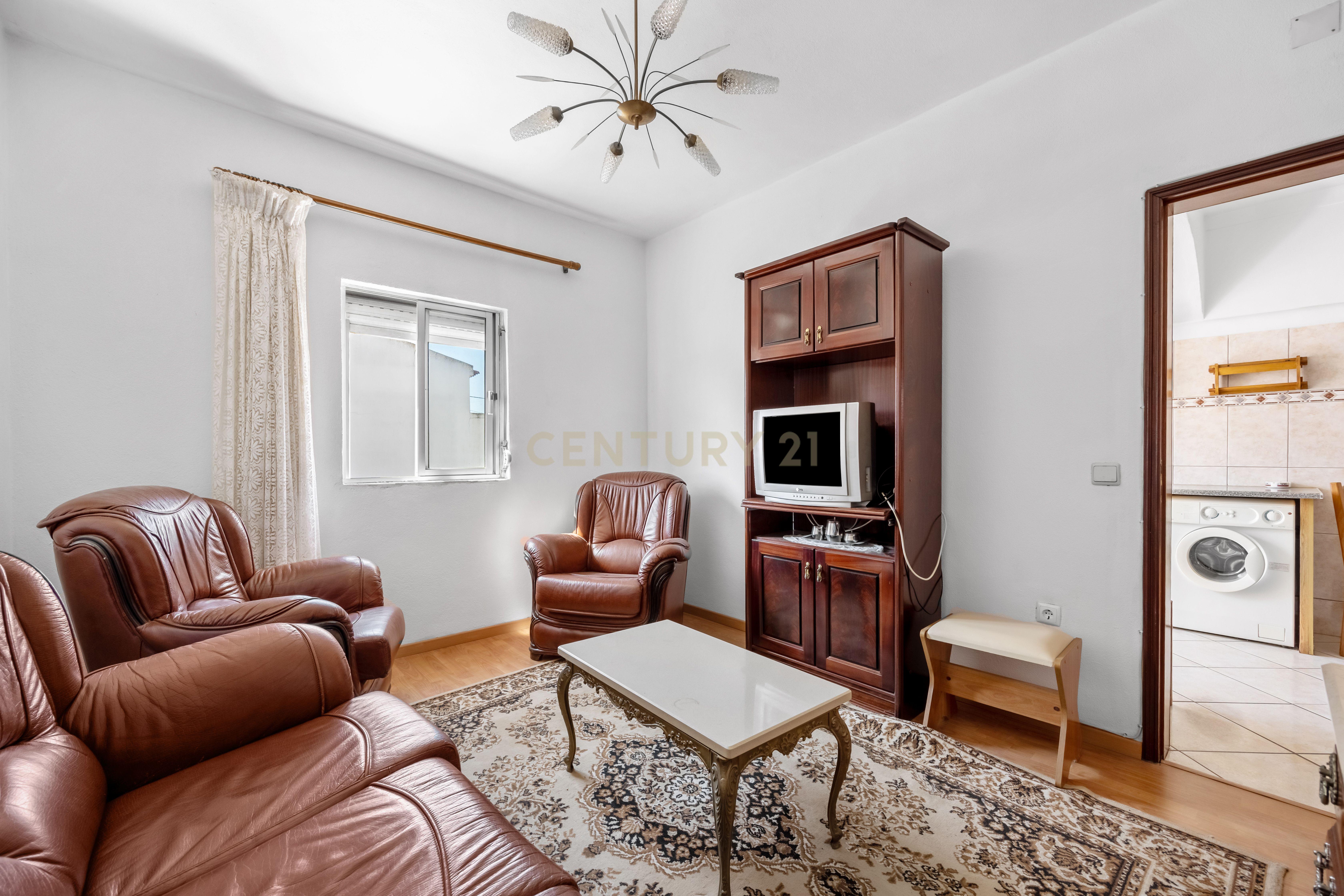 Fotografia 12 de Moradia com 4 Frações T1 Independentes | Excelente Investimento | Penalva – Palmela
