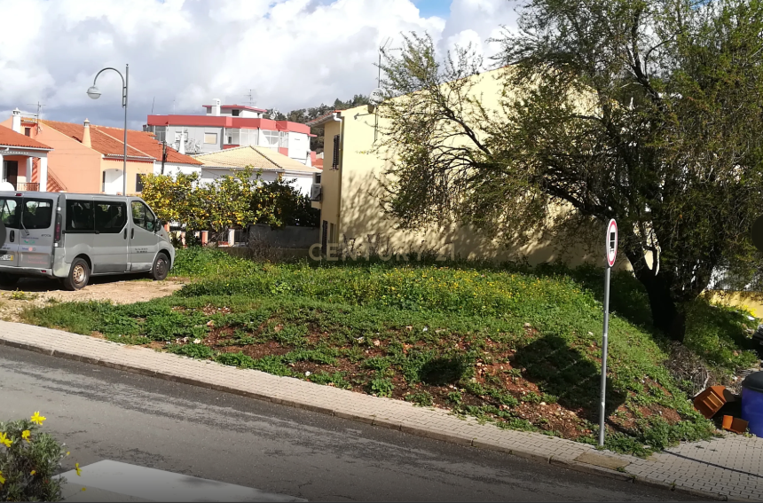 Fotografia 3 de Terreno Urbano para construção de moradia em São Bartolomeu de Messines, Silves