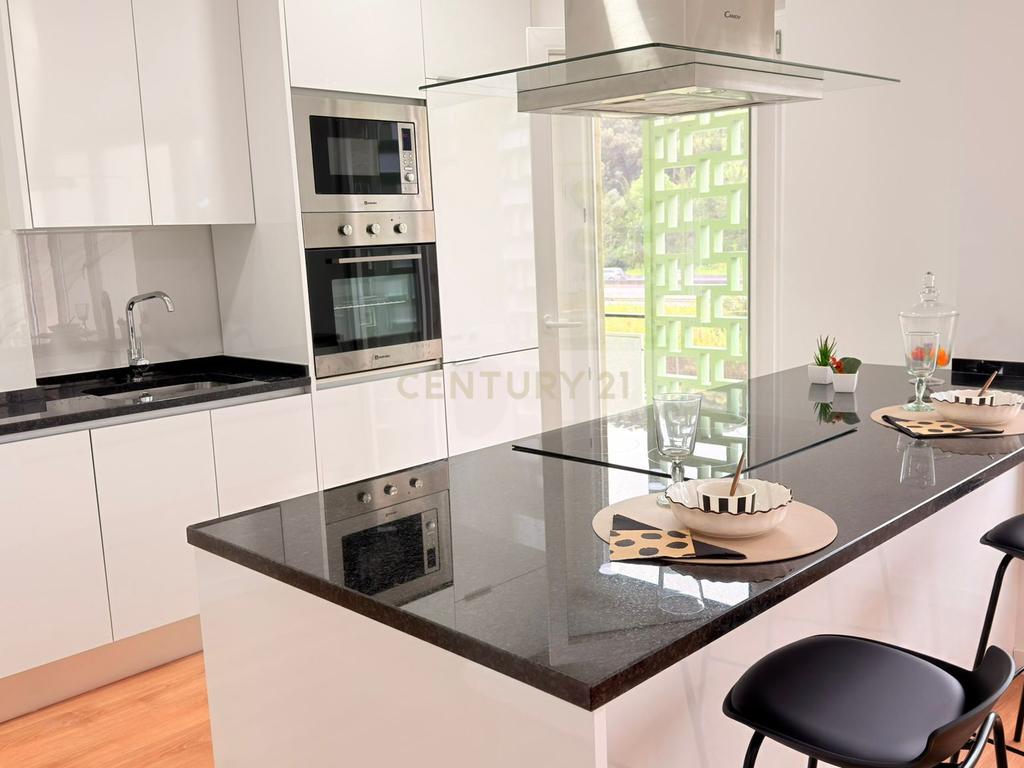 Espaçoso Apartamento T3 em Benfica - Image 6