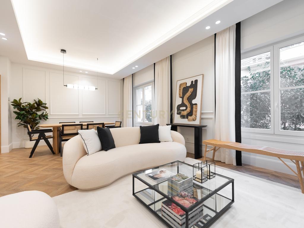 APARTAMENTO REMODELADO E MOBILIADO PERTO DA PLAZA MARQUES DE SALAMANCA - Image 2