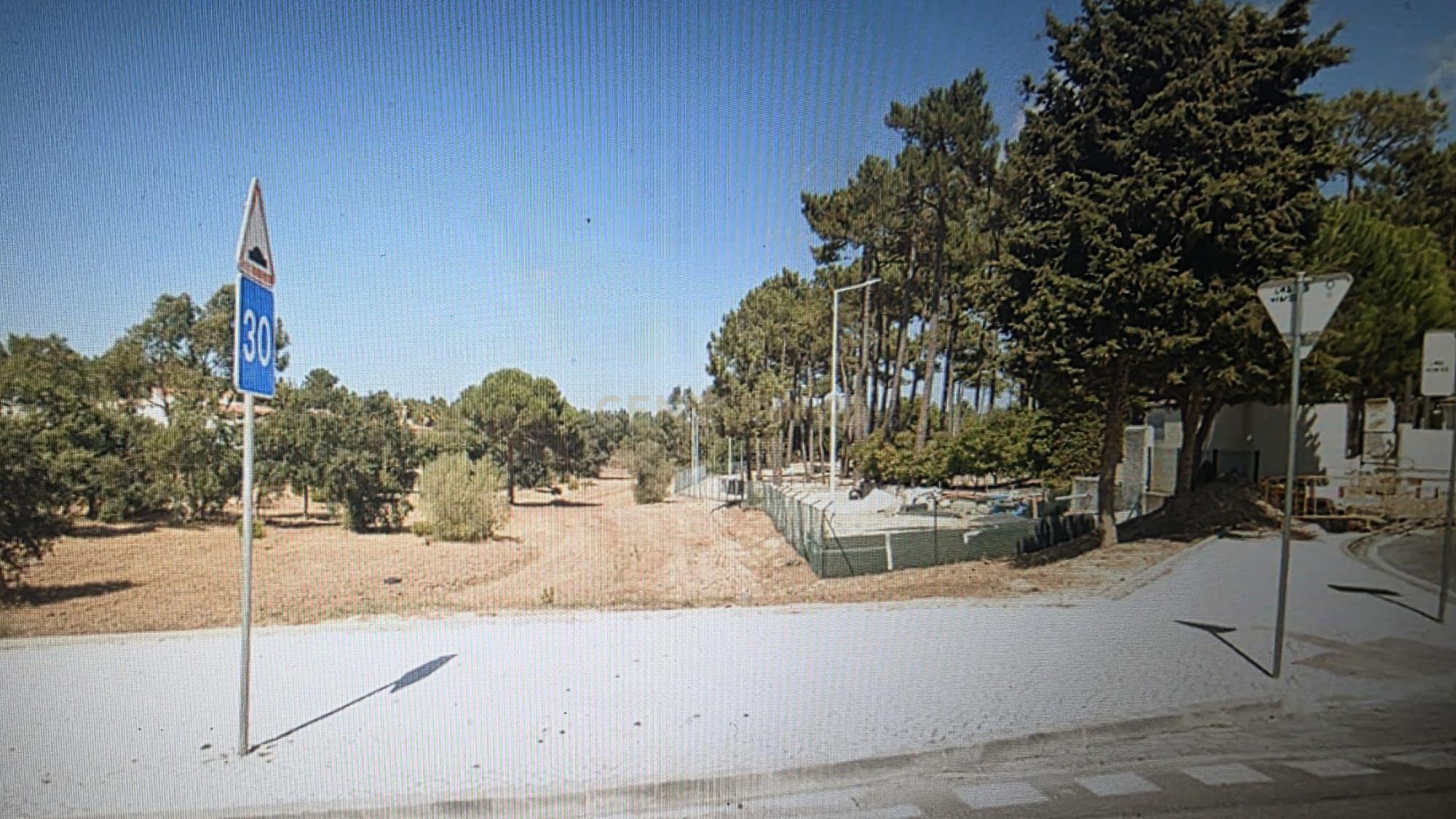Fotografia 7 de Terreno Rústico inserido em Lote  102332 avos, equivalente a 475m2 Urbanização Quinta da Maçã -  Sesimbra