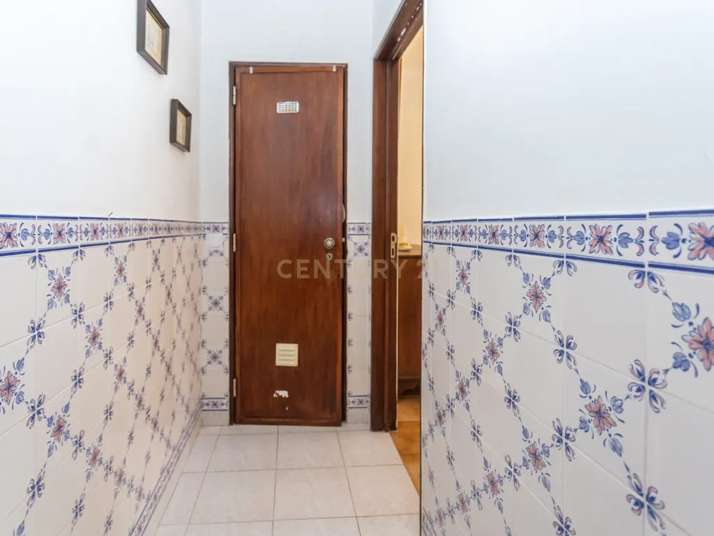 Oportunidade de investimento Apartamento T2 Amoreiras, Setúbal - Image 8