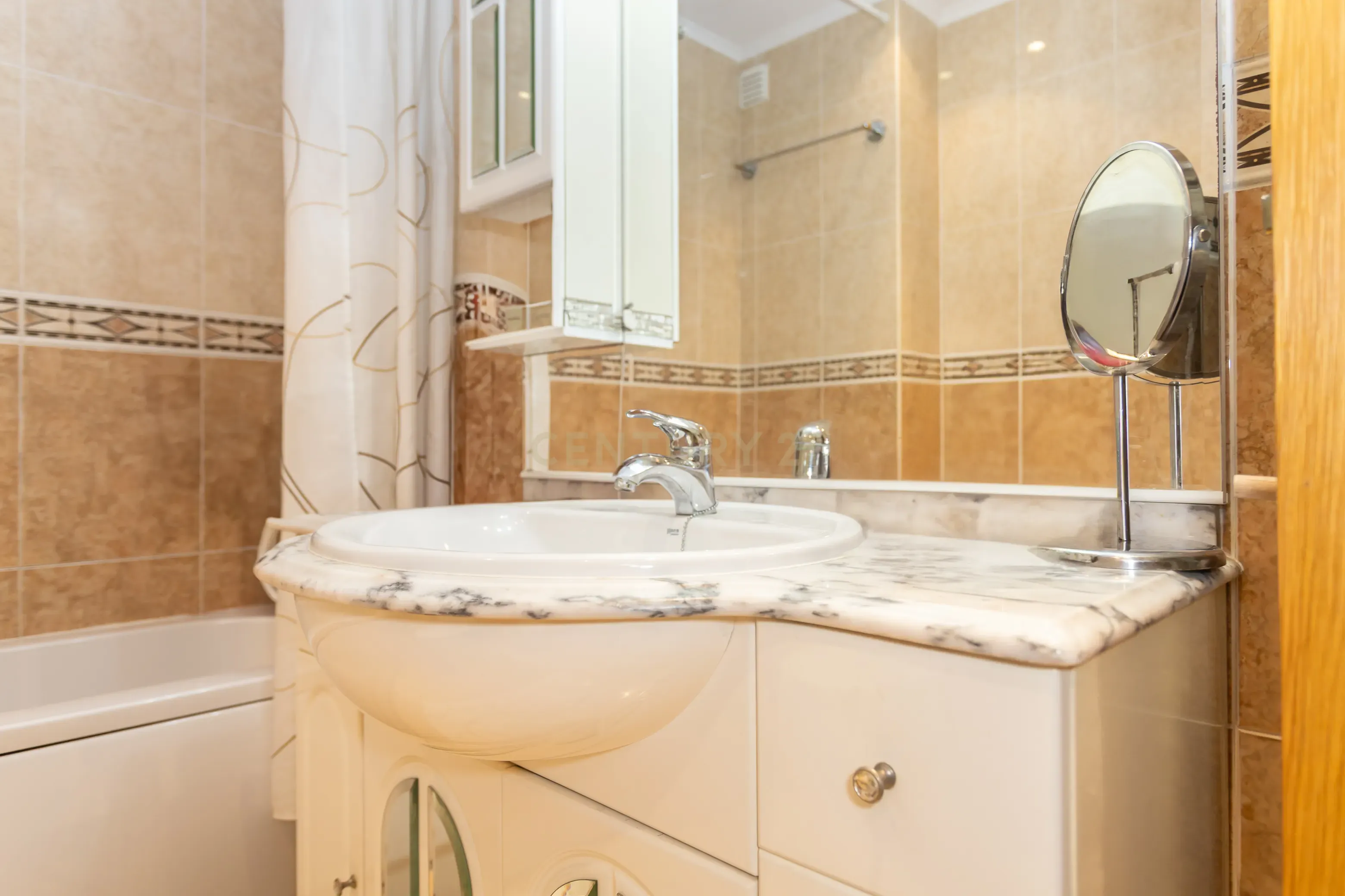 Apartamento T3 Quinta do Conde - Image 20