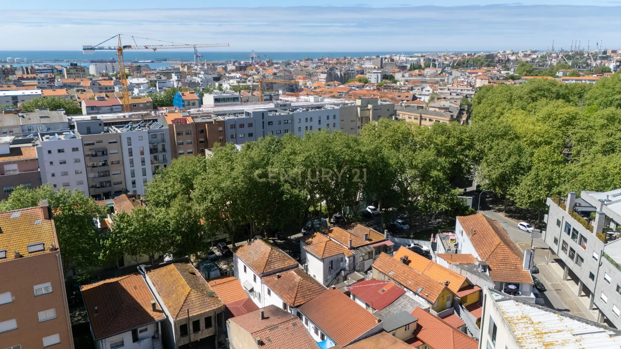 Fotografia 10 de Matosinhos Sul | Terreno Premium com PIP Aprovado e Vista Panorâmica sobre a Cidade
