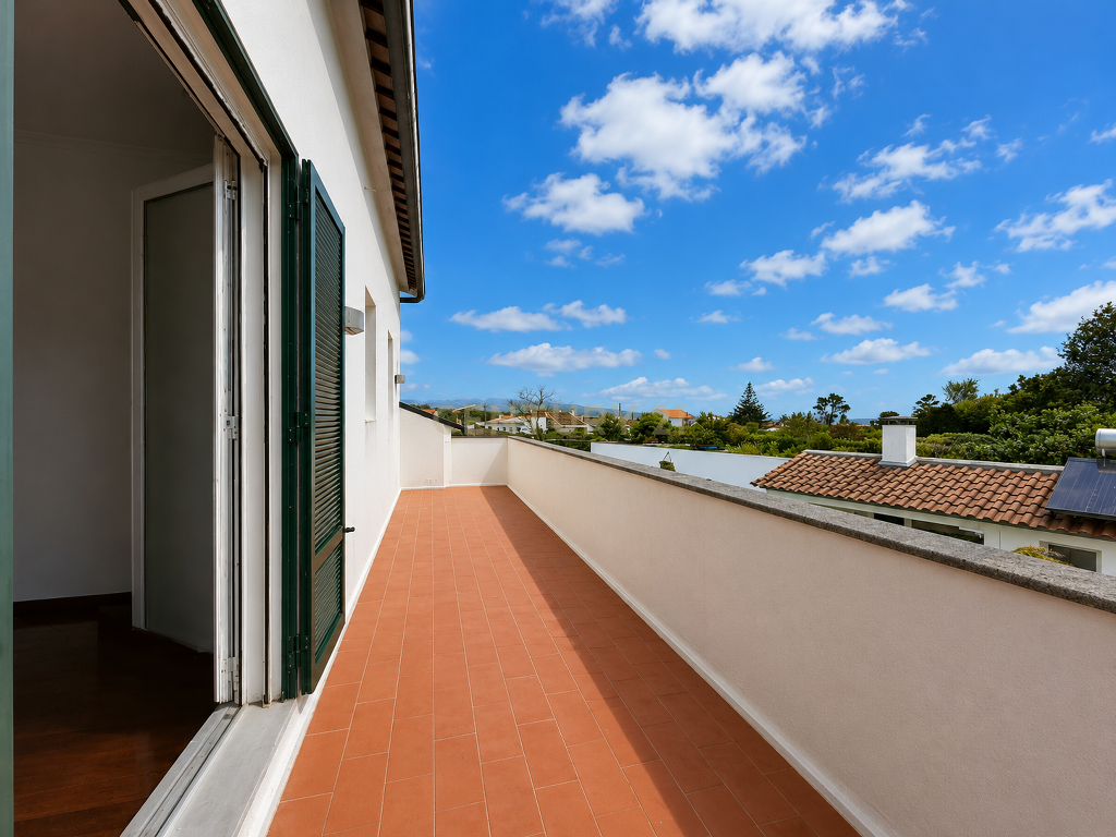 🏡 MORADIA T4 COM LICENÇA DE ALOJAMENTO LOCAL, PISCINA E ENORME POTENCIAL DE RENTABILIZAÇÃO - Image 43