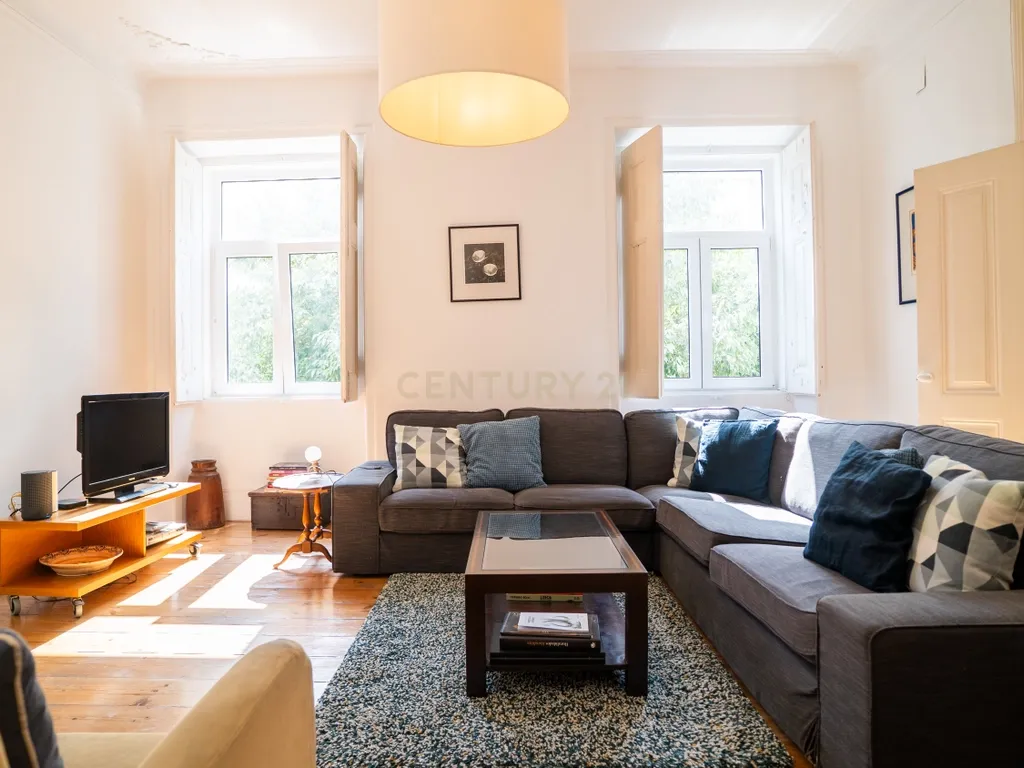 Apartamento T5 em Arroios: mais espaço, mais conforto e mais Família! - Image 15
