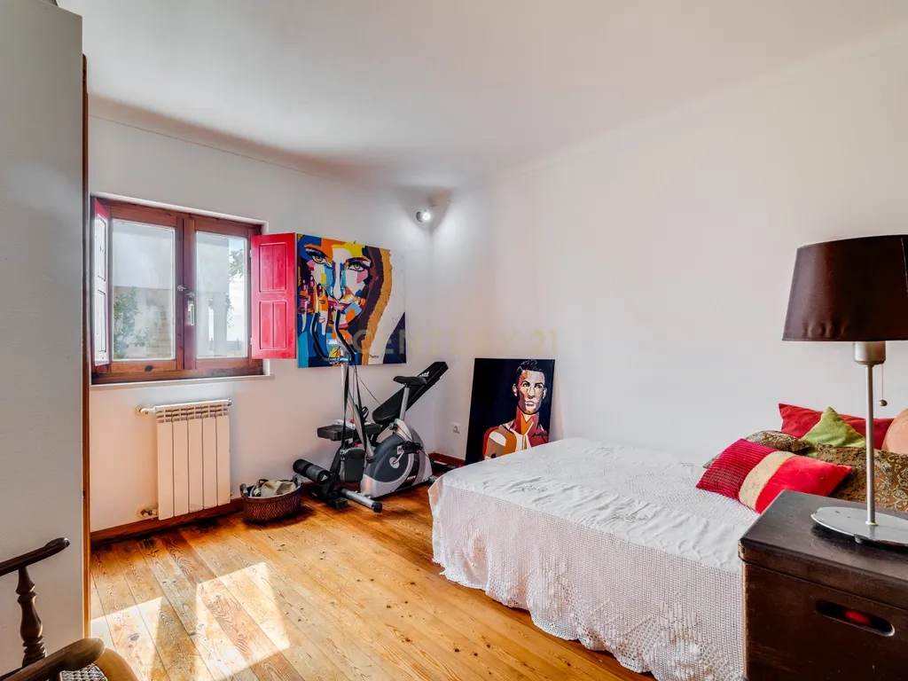 Moradia na Costa Alentejana de 4 Quartos e Arquitetura Tradicional com Piscina e Jardim – Odemira - Image 23