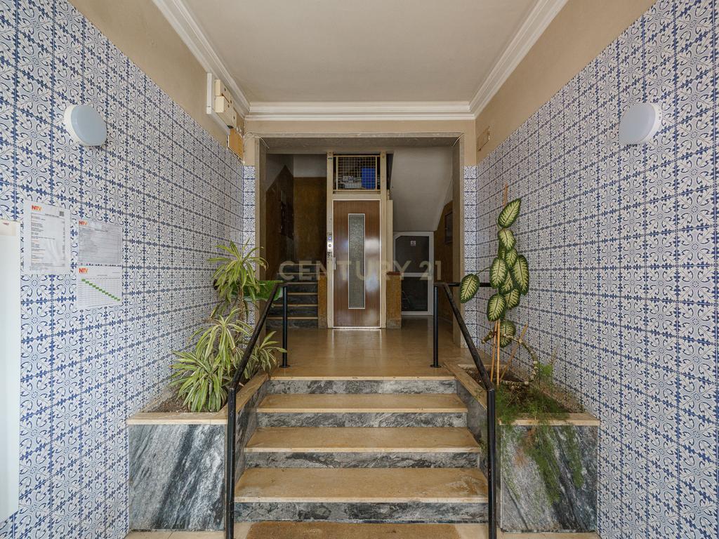 T3 Remodelado no Centro de Setúbal- Campo dos Arcos - Image 26