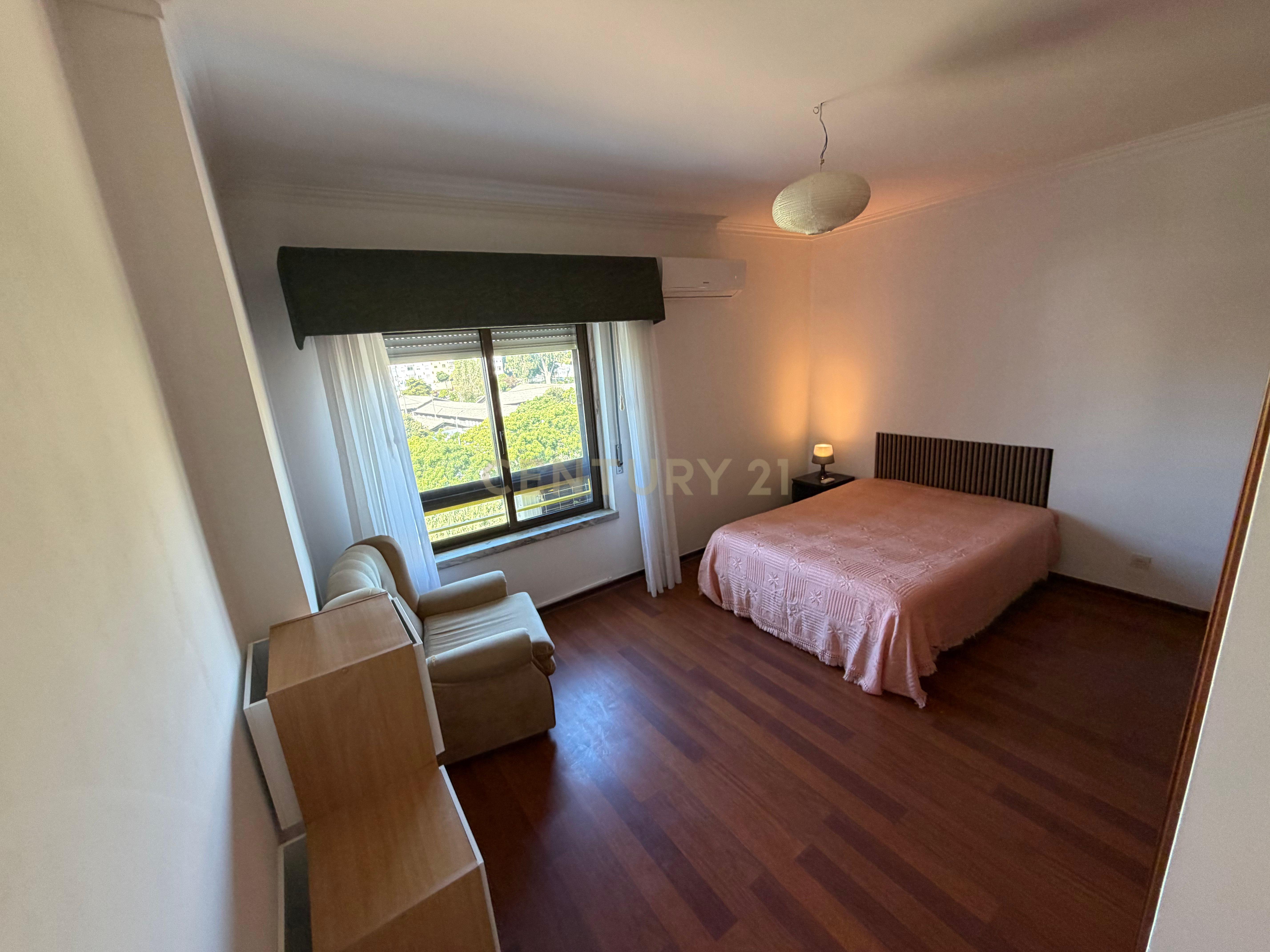 Fotografia 10 de Apartamento T2 para Arrendamento | Excelente Localização e Ótima Exposição Solar
