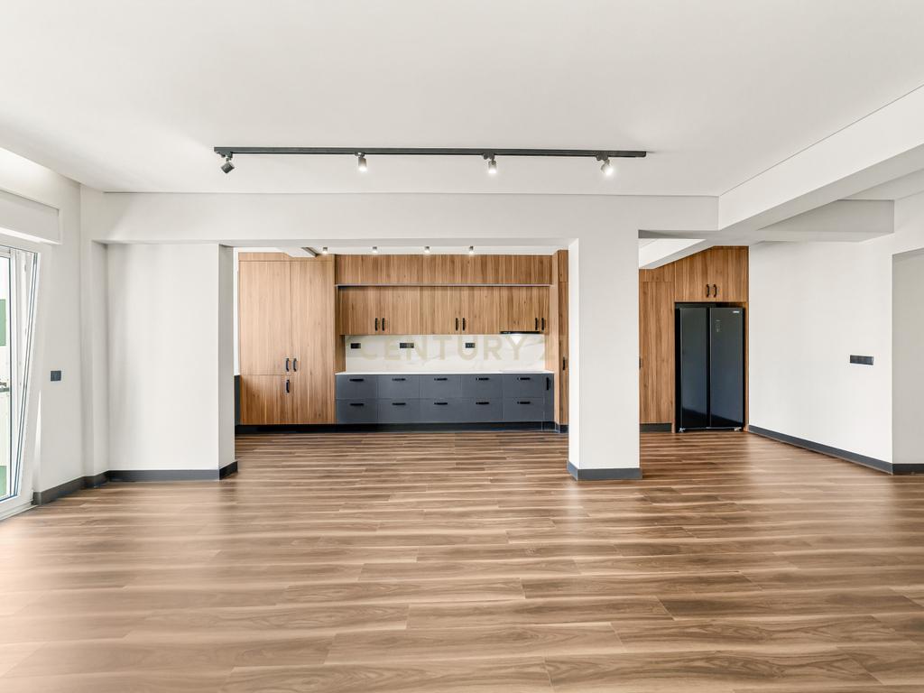 Apartamento T3 Totalmente Renovado - Image 6
