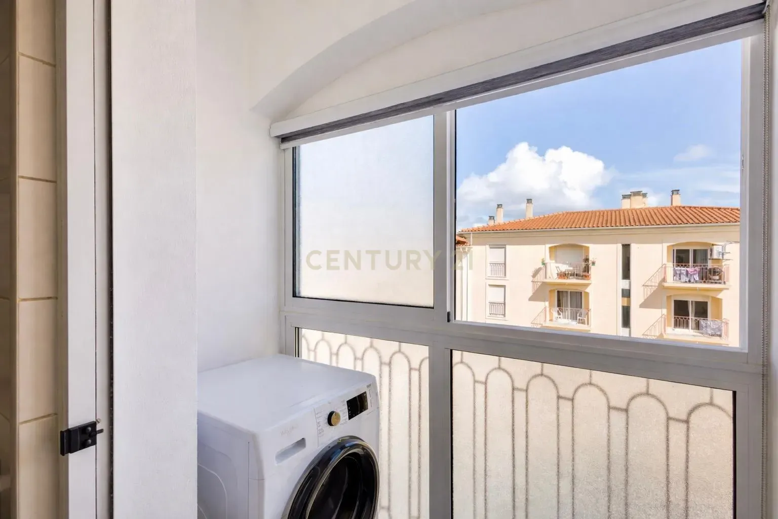 Fotografia 9 de IMÓVEL EM REGIME DE PROPOSTAS MÚLTIPLAS - Apartamento T4 em Portimão