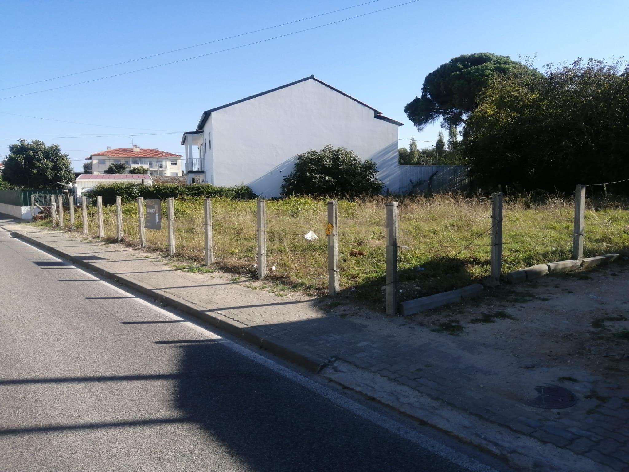 Terreno para Venda - Image 1