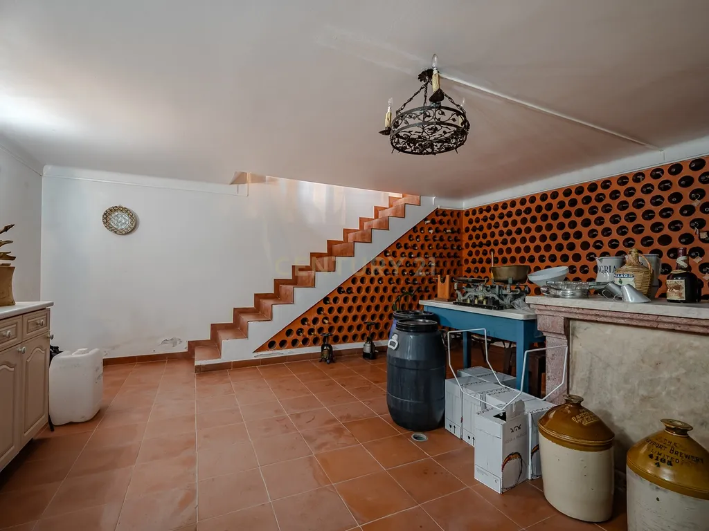 Moradia de sonho com Piscina, 7 Divisões e com Terreno 8461 m2 – Excelente Localização, a 40 minutos de Lisboa ! - Image 37