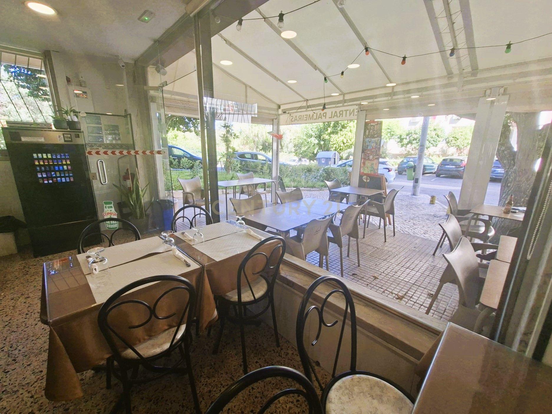 Fotografia 10 de Restaurante com esplanada em Odivelas - Excelente Localização