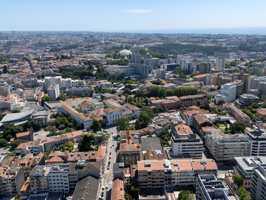 Imóvel de Investimento Estratégico na Boavista, Porto - Image 65