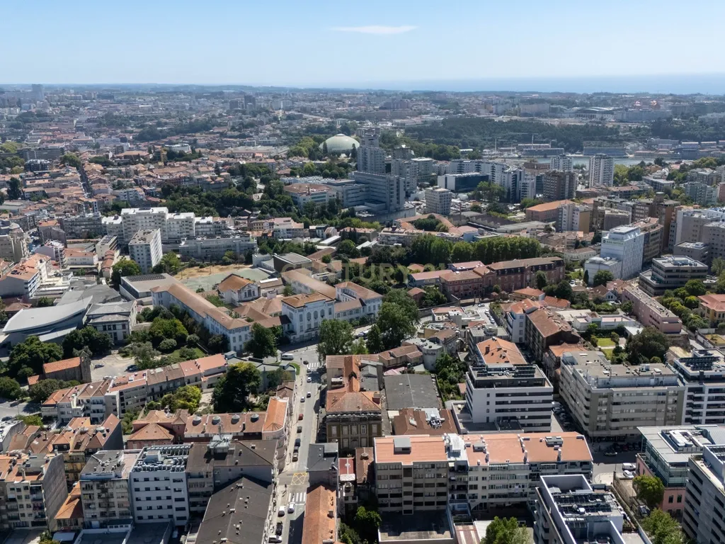 Imóvel de Investimento Estratégico na Boavista, Porto - Image 65