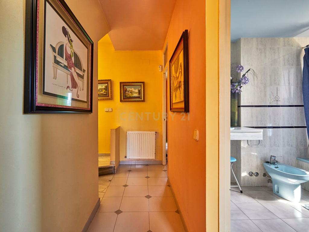 🏡 Casa geminada 3 frentes em Fenals – Platja d’Aro, Costa Brava 🌊✨ - Image 25