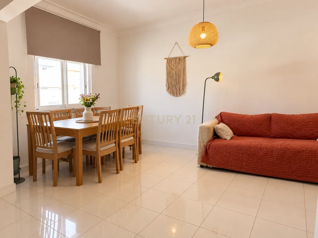 Acolhedor apartamento T3 em Setúbal, zona ideal para viver - Image 2