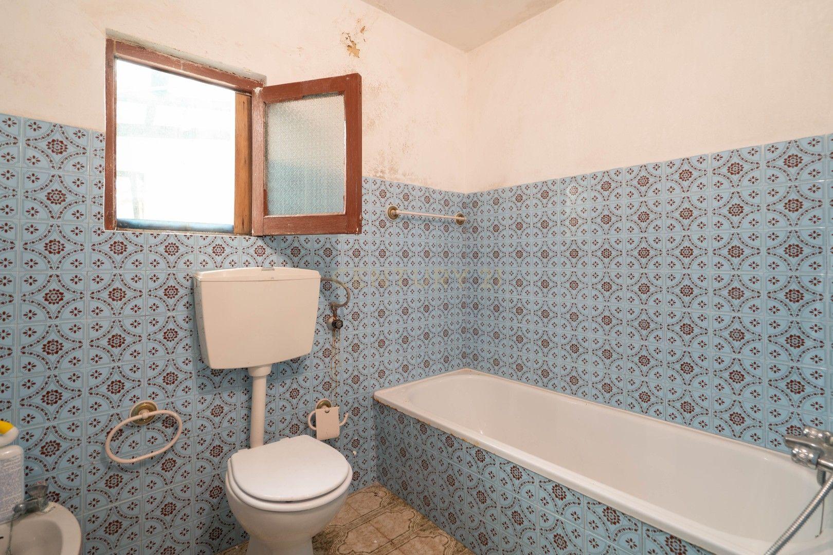 Fotografia 11 de Casa para Recuperação em Vila Nova do Ceira, Góis