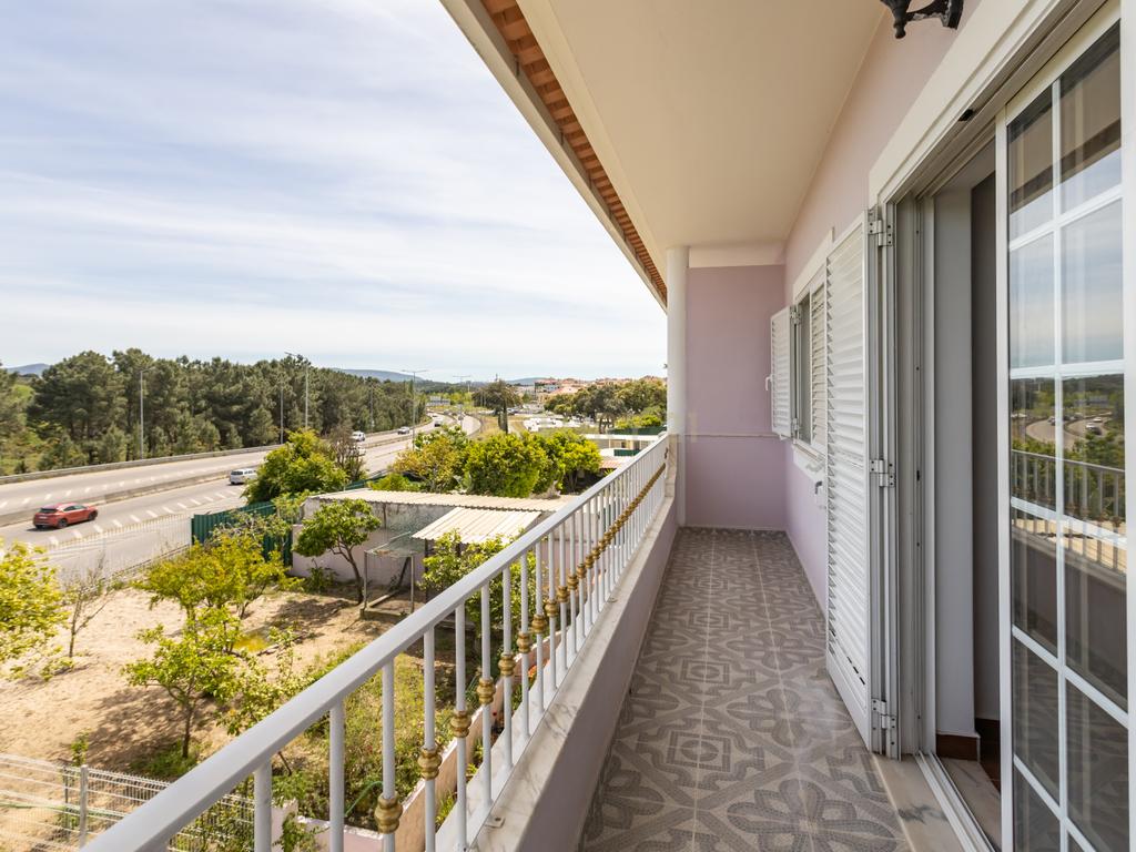 Moradia de 6 assoalhadas em lote de 500 m2 - Image 36