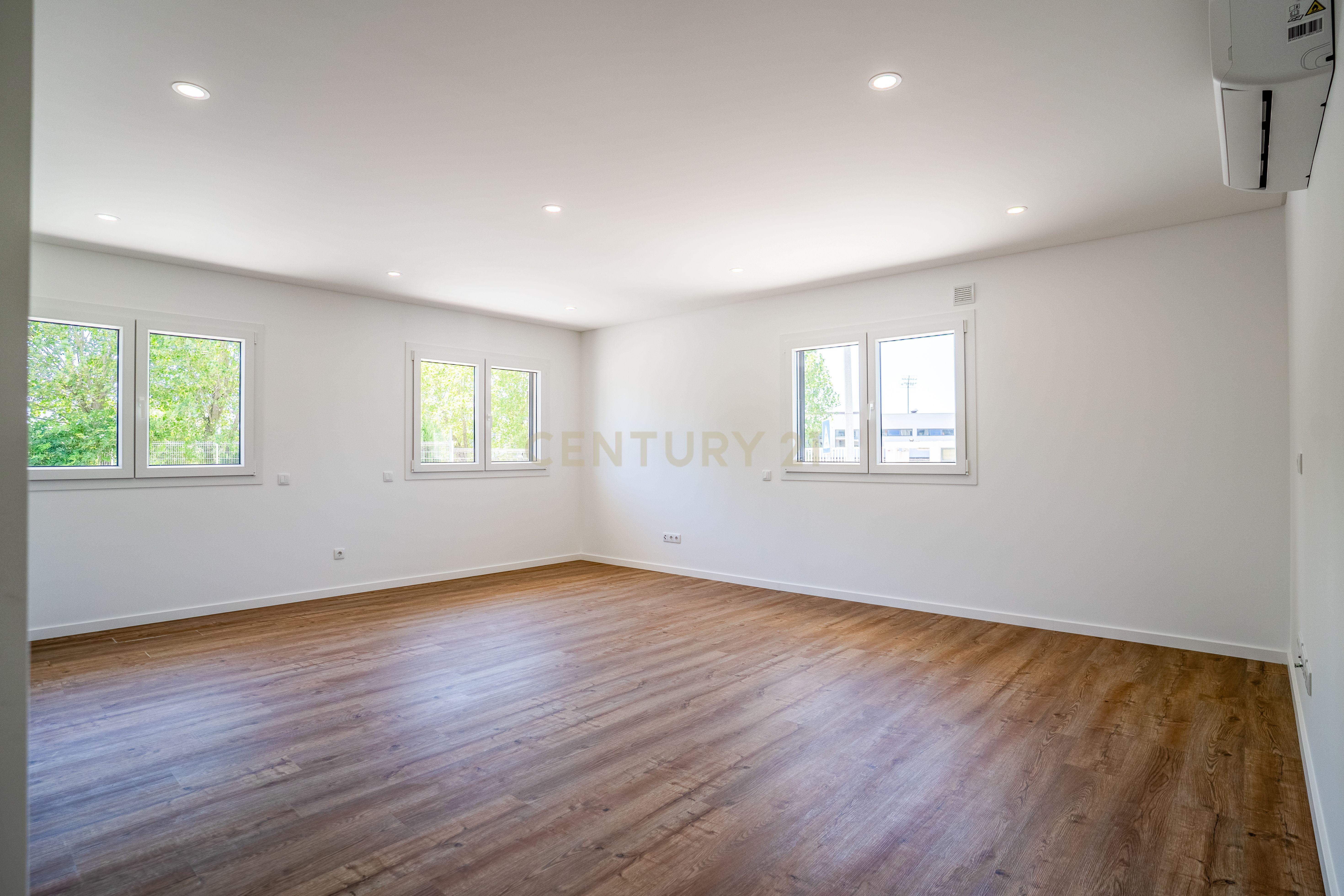 Fotografia 3 de Apartamento T1 Novo | Pronto a Habitar | Caldas da Rainha