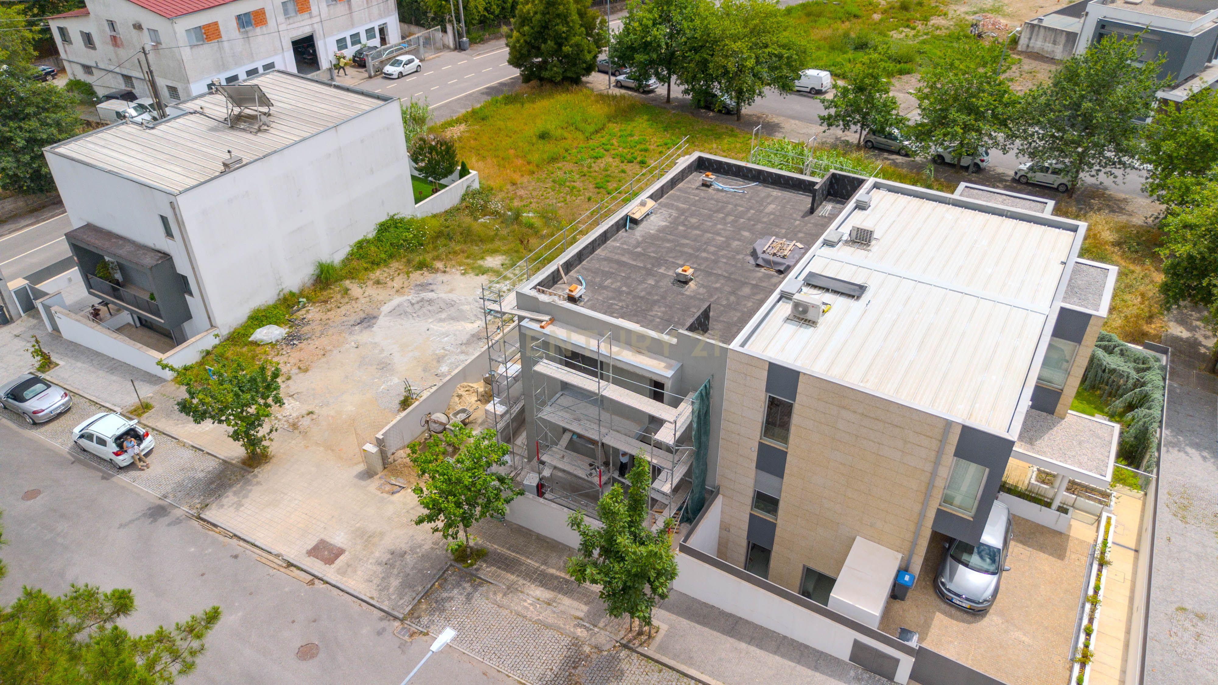 Fotografia 11 de Moradia nova em fase final de construção