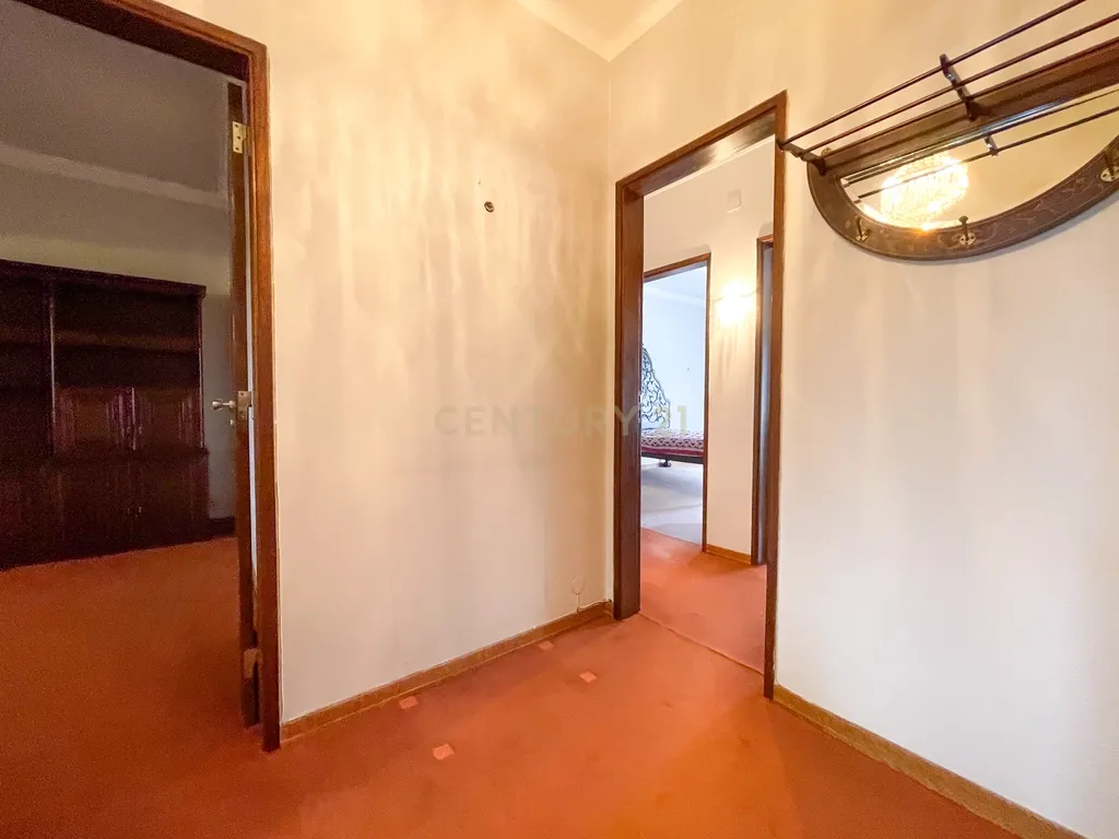 Apartamento T4 com Terraço de 60m² em Cacilhas/Almada - Image 19