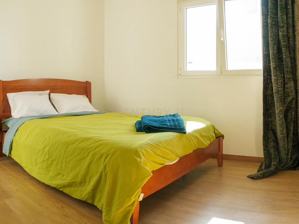 Espetacular moradia T5 em Oeiras- Alto da Barra com Jardim, Terraço e tudo pertinho de si! - Image 32