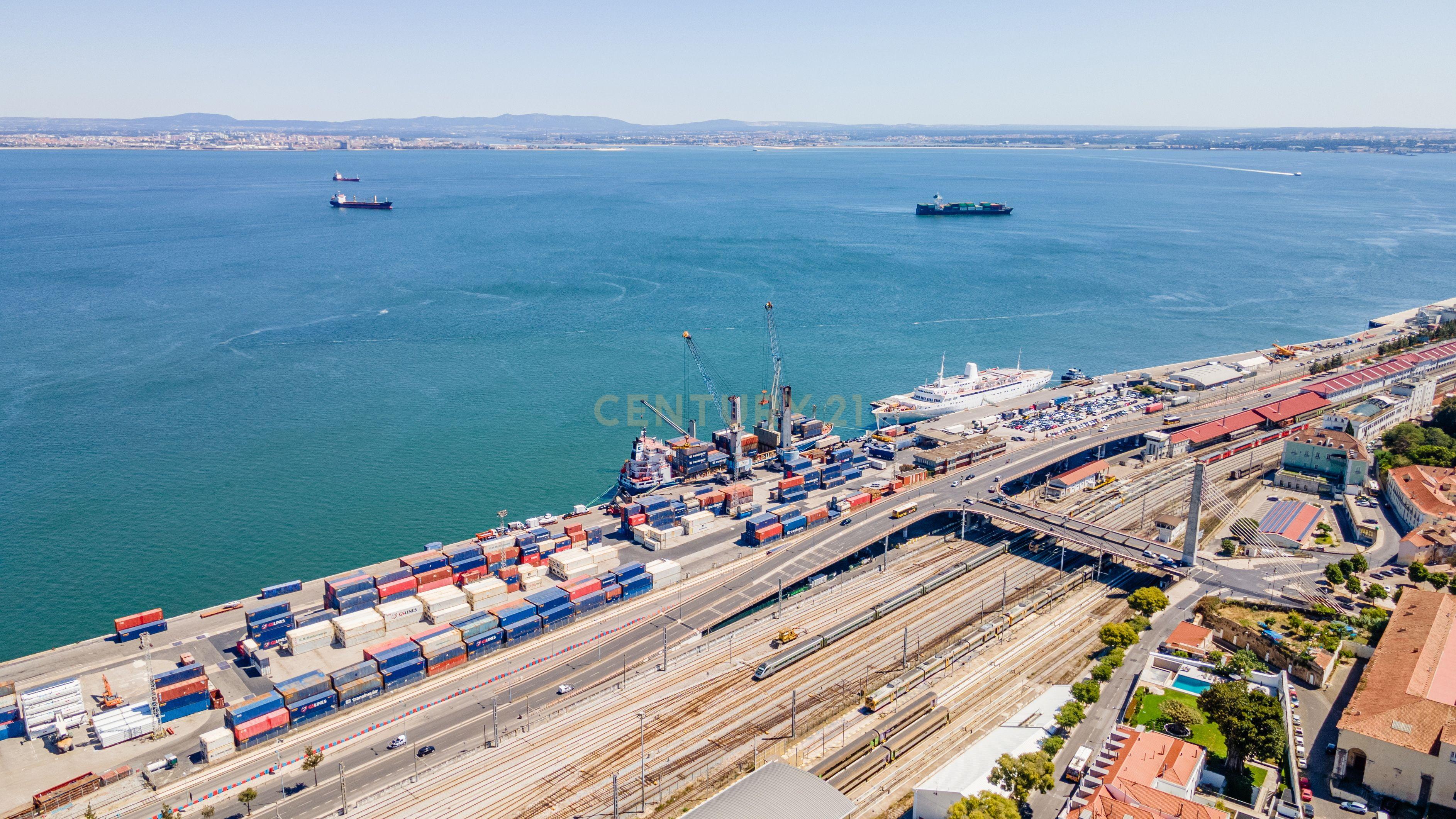 Apartamento T3 com Vista Rio e Garagem (pet-friendly) - Lisboa - Image 25