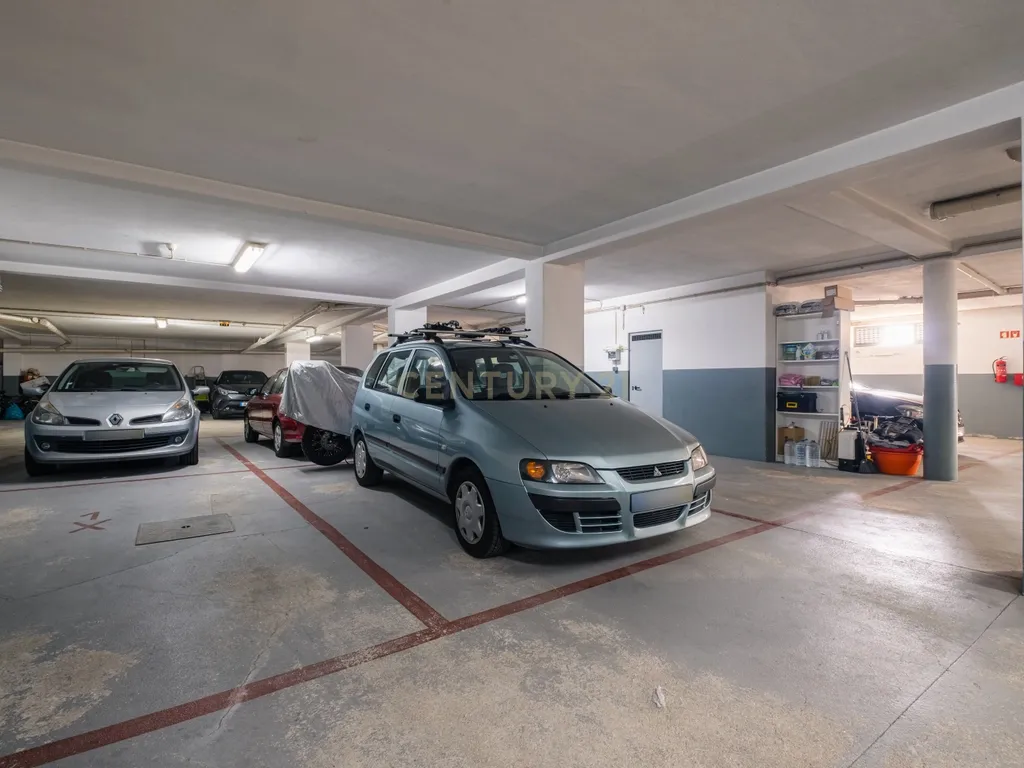 T2 de Excelentes Áreas | Suite, Garagem e Arrecadação | Alfena - Image 30