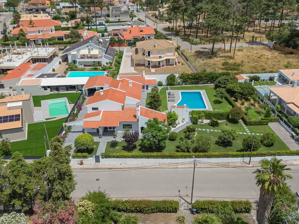 Moradia com piscina, lote com 2086m2 na Verdizela - Image 33