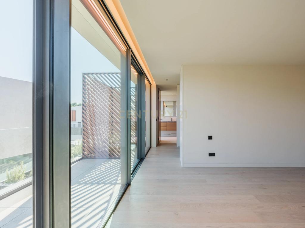 Moradia T5+1 em Cascais - Image 28