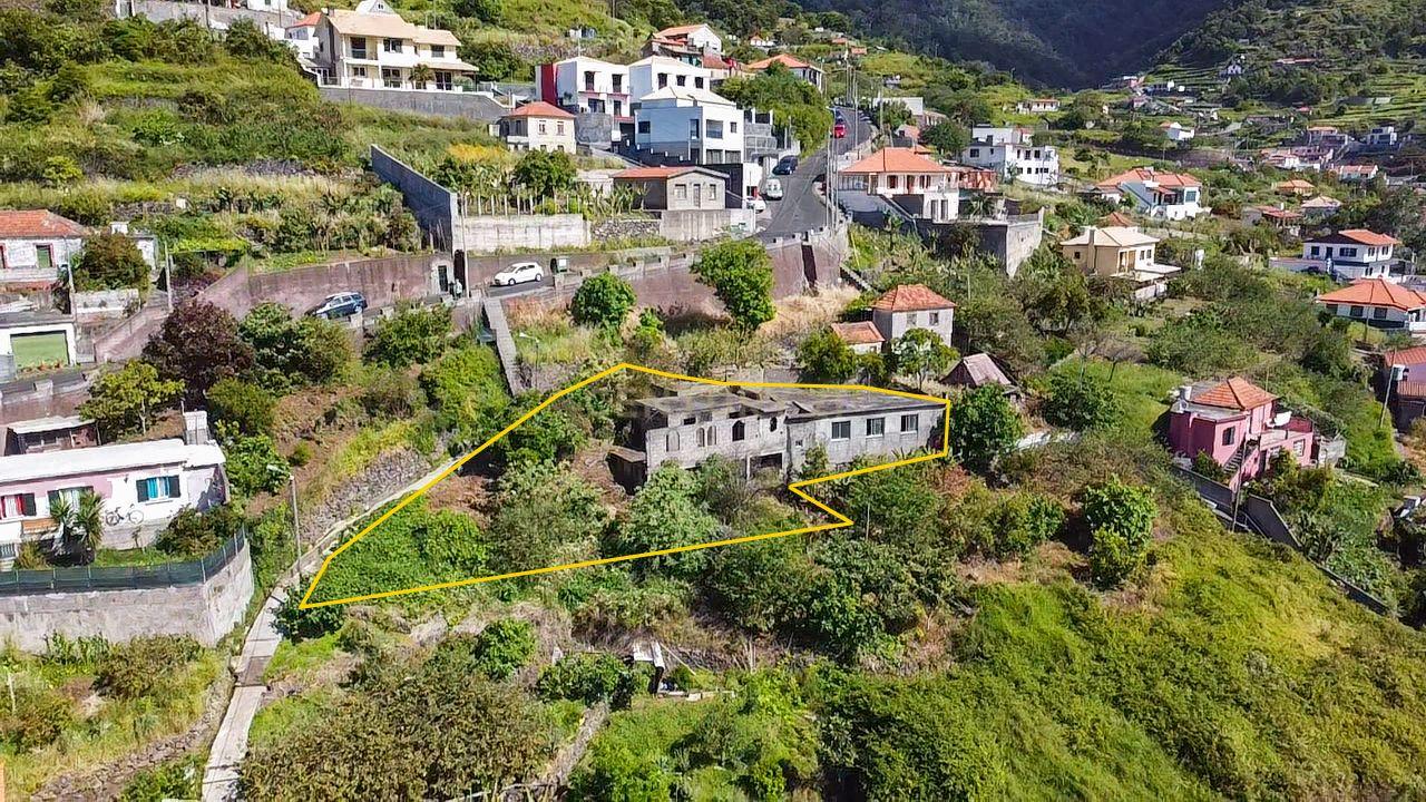 Fotografia 9 de Moradias para recuperar em Machico