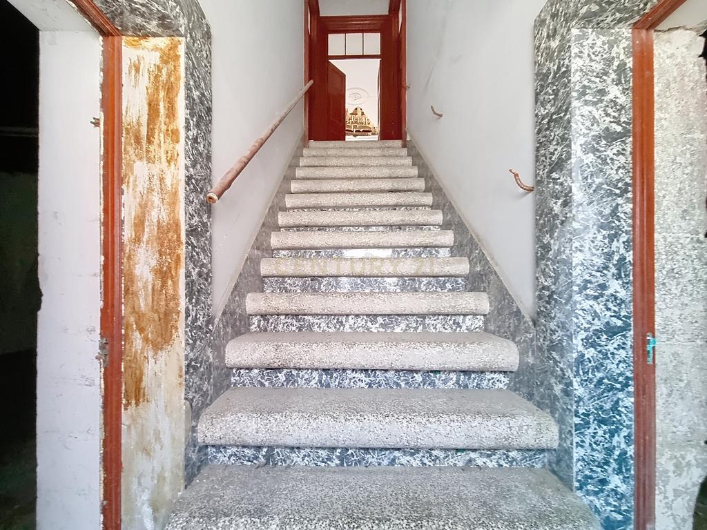 Duas Casas Antigas na Cidade da Ribeira Grande, Ilha de São Miguel - Oportunidade Única! - Image 12