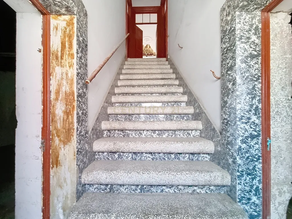 Duas Casas Antigas na Cidade da Ribeira Grande, Ilha de São Miguel - Oportunidade Única! - Image 12